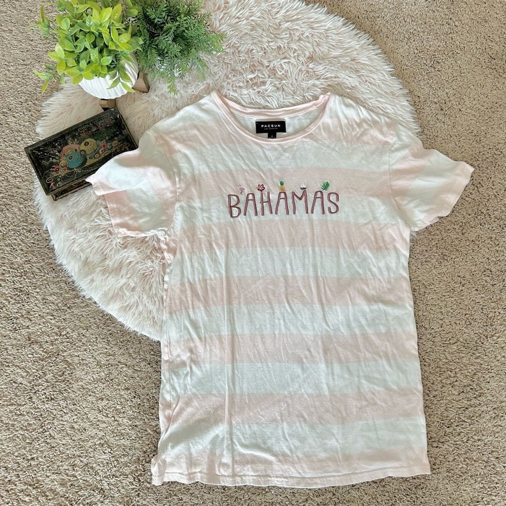 Pacsun‎  Striped Tee Bahamas Shirt Trendy Modern 90s Style Crew tee Pink White M